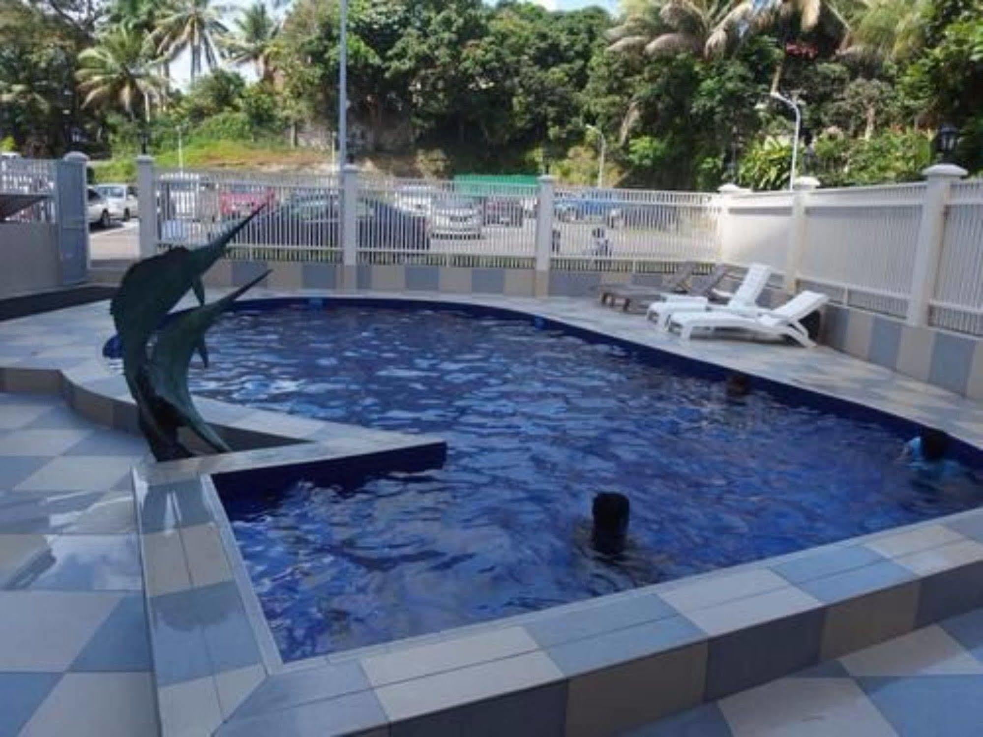 Tanoa Plaza Hotel Suva Exterior photo