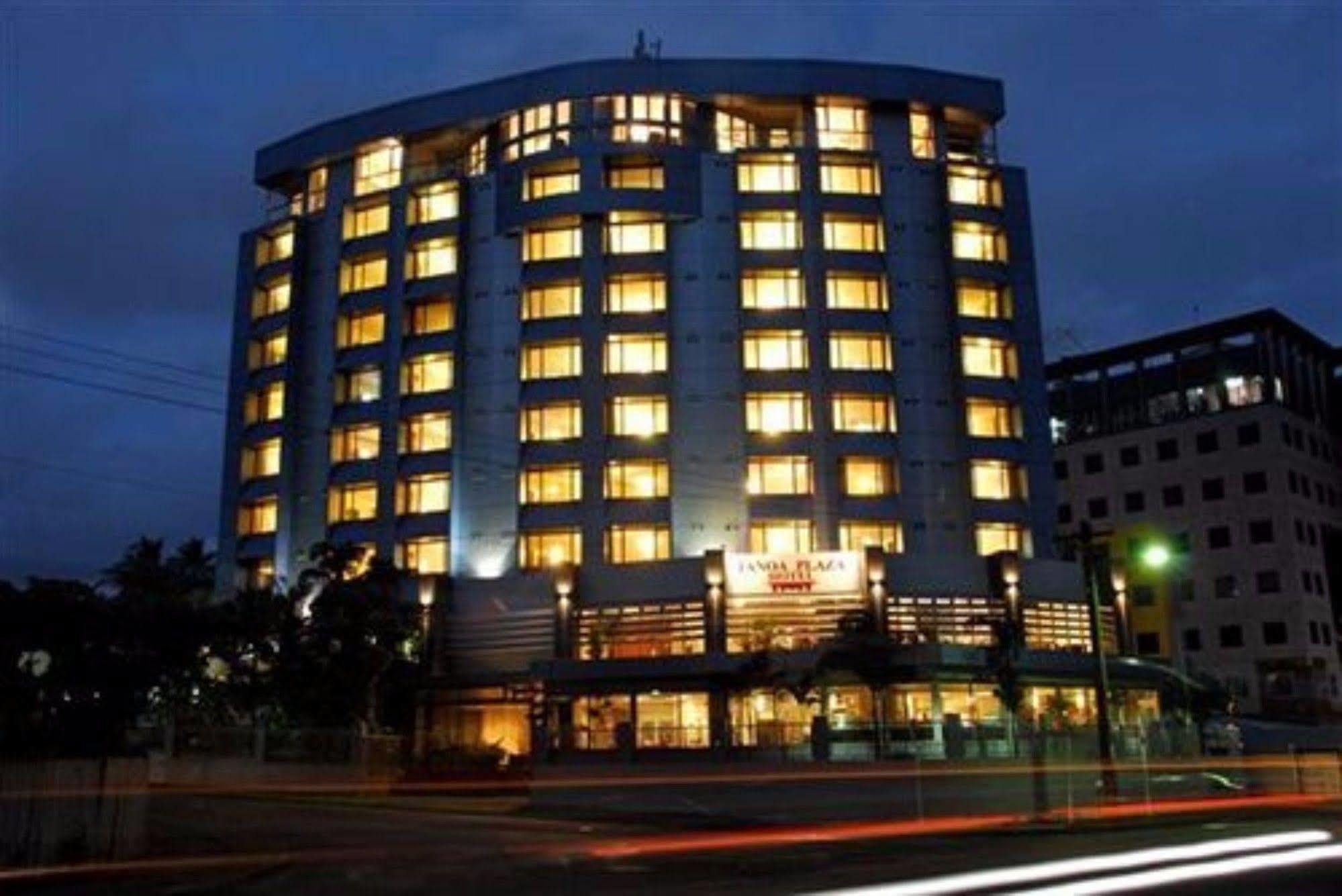 Tanoa Plaza Hotel Suva Exterior photo