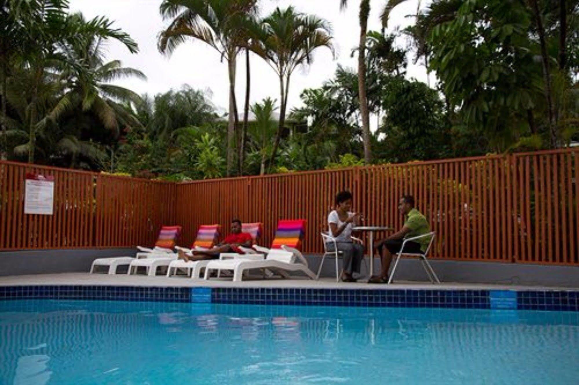 Tanoa Plaza Hotel Suva Exterior photo